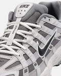 Nike P-6000 - Blanc/Gris