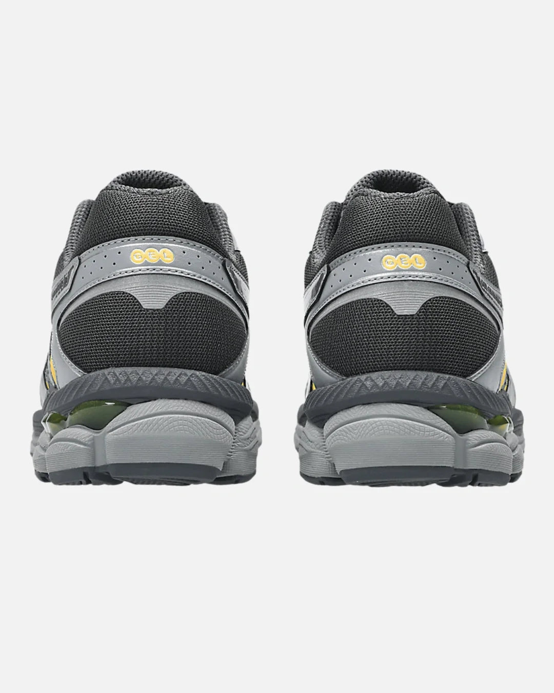 Asics GEL-CUMULUS 16 - Noir/Argenté/Jaune