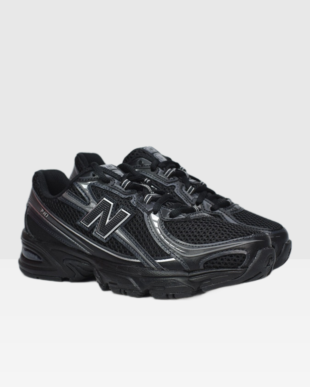 New Balance 740 - Noir