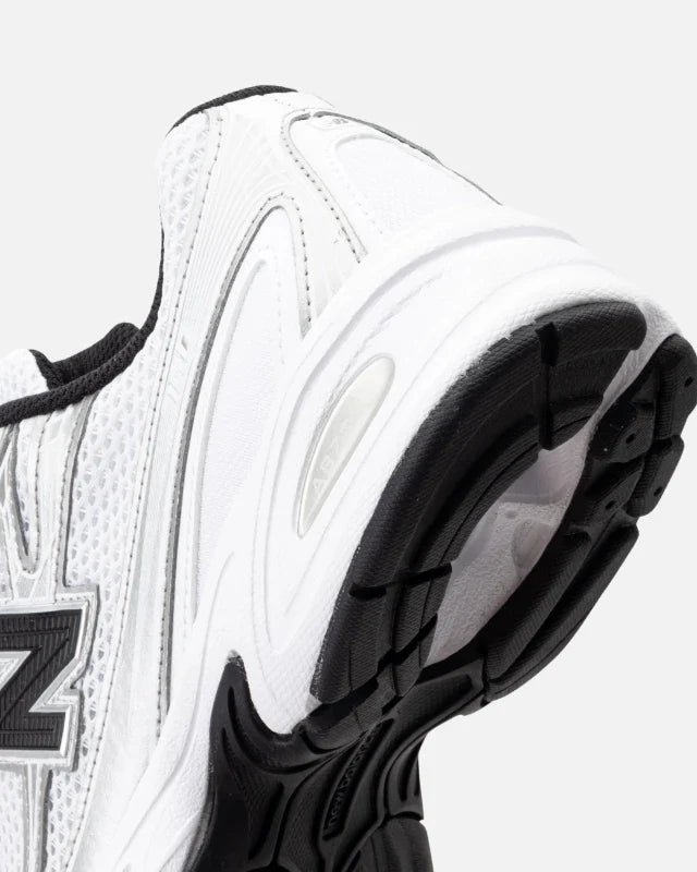 New Balance 740 - Blanc/Argent