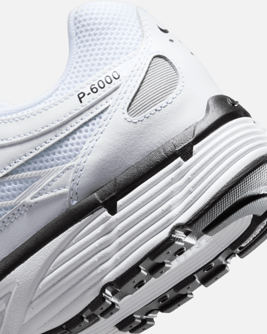 Nike P-6000 - Blanc/Noir