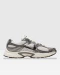 Nike V5 RNR - Gris