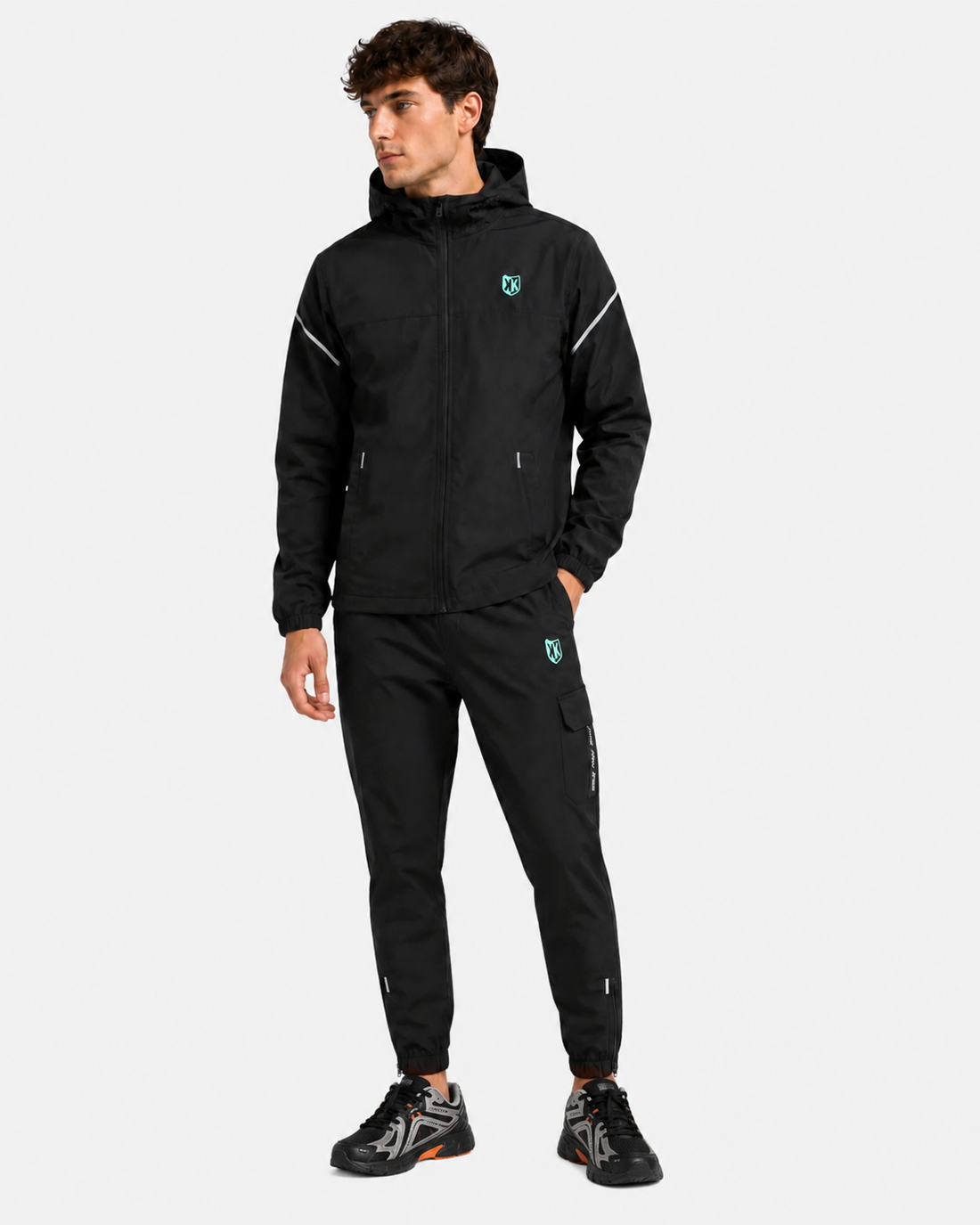 Pack Survêtement FK Wind Noir + Baskets FTKR 1000 Noir/Orange