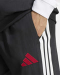 Pantalon de présentation Liverpool FC Tiro 2026/2027 - Noir