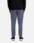 Pantalon New Balance AC Tapered - Gris