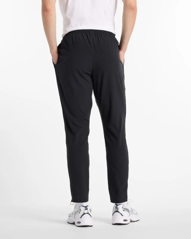 Pantalon New Balance Sport Woven - Noir