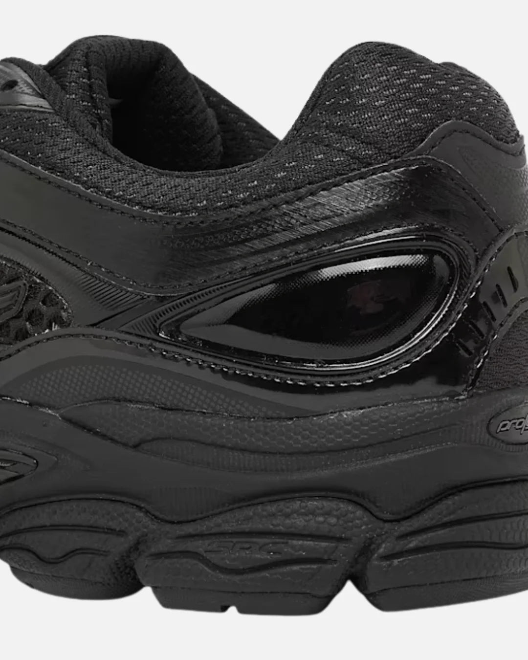 Saucony Progrid Omni 9 - Noir
