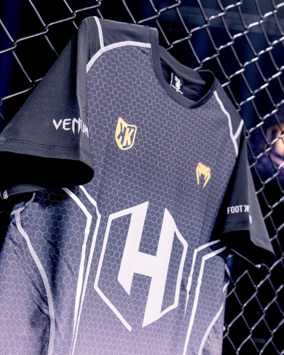 T-shirt FK x Venum Hexagone MMA - Gris/Doré