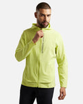 Veste Under Armour Running Outrun The Storm - Jaune