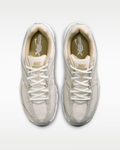 Nike Air Max Moto 2K - Beige