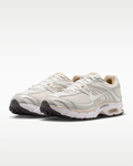 Nike Air Max Moto 2K - Beige